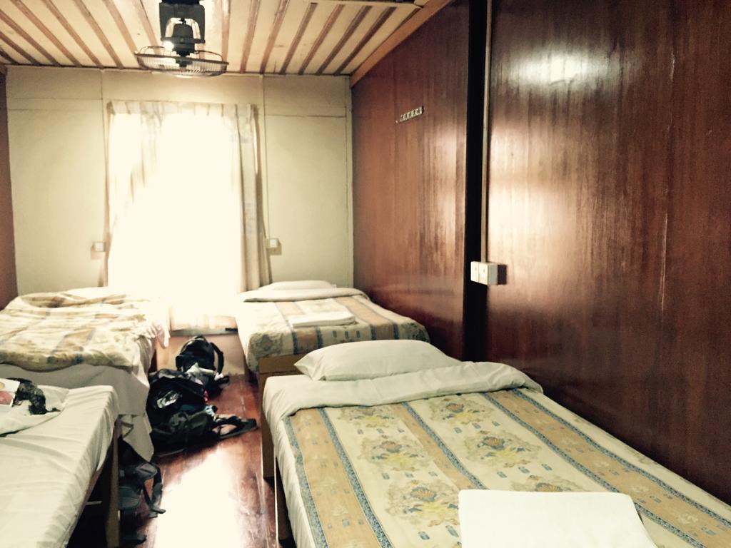Mr. Charles Guest House Hsipaw Ngoại thất bức ảnh